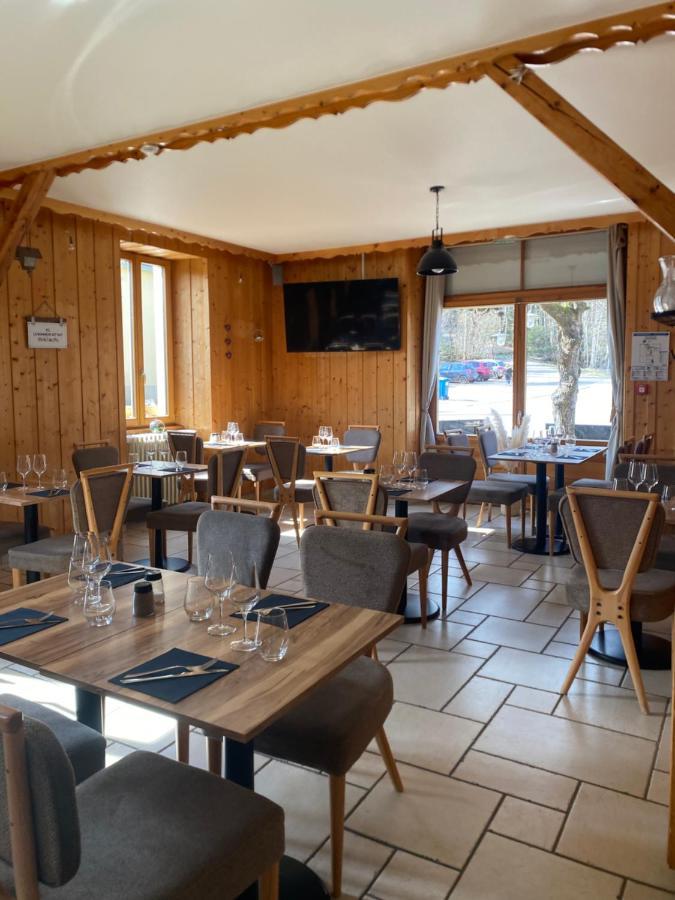 Hotel Restaurant Des Lacs Chaux-des-Crotenay エクステリア 写真