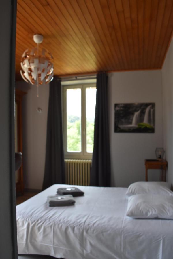 Hotel Restaurant Des Lacs Chaux-des-Crotenay エクステリア 写真