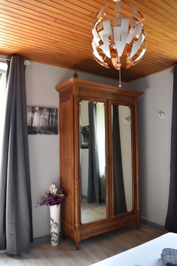 Hotel Restaurant Des Lacs Chaux-des-Crotenay エクステリア 写真